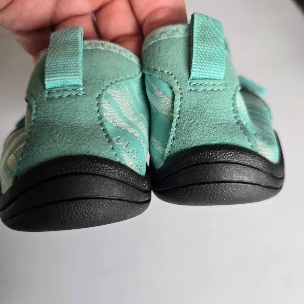 GlobTouch Water Shoes Kids Sz 3 Mint Green Beach Pool Summer Sporty Aqua Socks